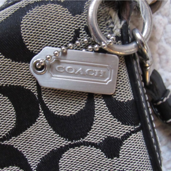 Coach Vintage Canvas Crossbody Bag - Picture 4 of 16